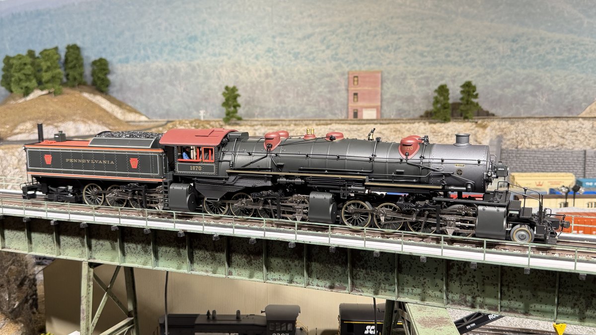 Photo of LIONEL