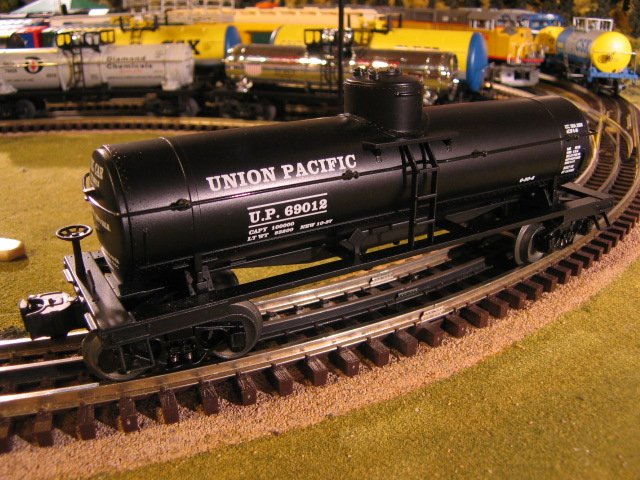 Photo of LIONEL