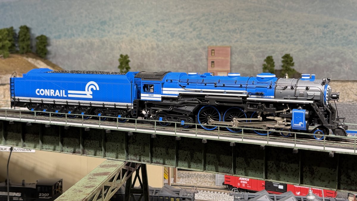 Photo of LIONEL